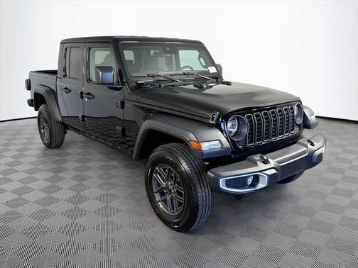 2025 Jeep Gladiator Sport S