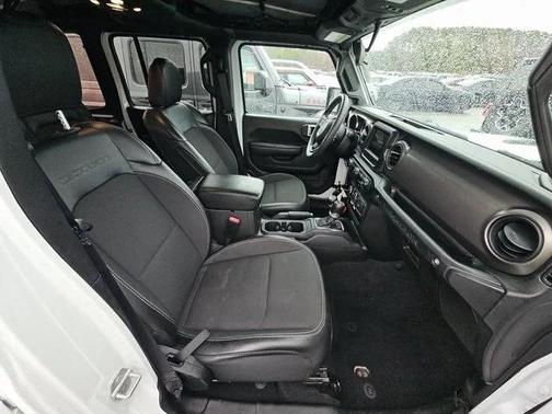 2023 Jeep Wrangler 4-Door Freedom 4x4