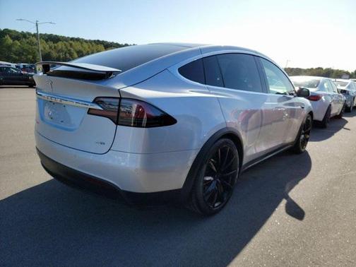 2017 Tesla Model X 75D