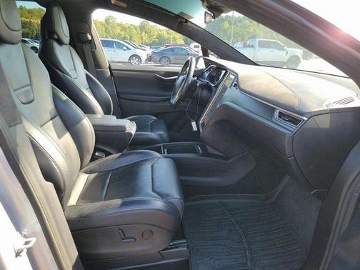 2017 Tesla Model X 75D