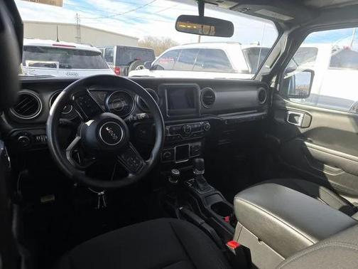 2022 Jeep Wrangler Unlimited Sport