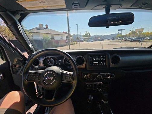 2022 Jeep Wrangler Unlimited Sport