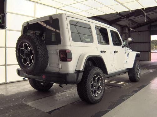 Bright White Clearcoat 2023 Jeep Wrangler 4xe Rubicon
