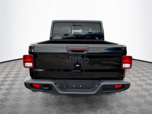 2025 Jeep Gladiator Sport S
