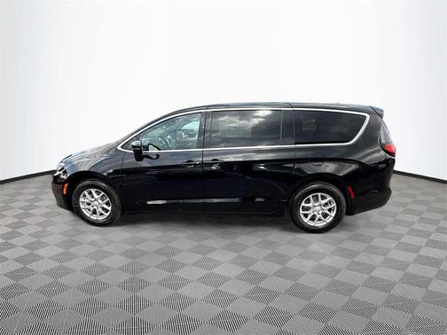 2026 Chrysler Pacifica L