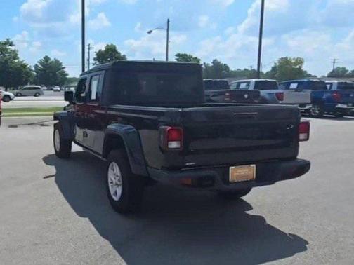 2022 Jeep Gladiator Sport S