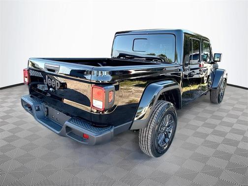 2025 Jeep Gladiator Sport S