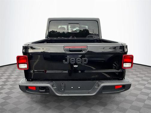 2025 Jeep Gladiator Sport S