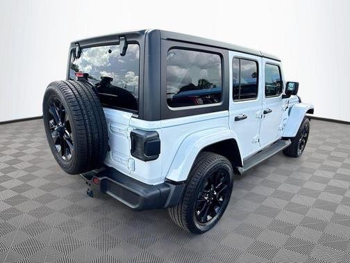 Bright White Clearcoat 2023 Jeep Wrangler 4xe Sahara
