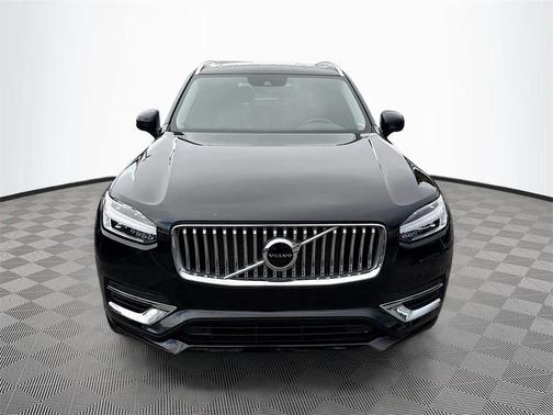 2022 Volvo XC90 Recharge Plug-In Hybrid T8 Inscription 6 Passenger