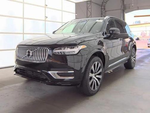 2022 Volvo XC90 Recharge Plug-In Hybrid T8 Inscription 6 Passenger