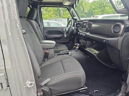 2022 Jeep Gladiator Willys 4x4