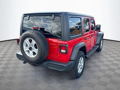 Firecracker Red Clearcoat 2022 Jeep Wrangler Unlimited Sport