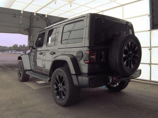 Granite Crystal Metallic Clearcoat 2022 Jeep Wrangler Unlimited 4xe Sahara