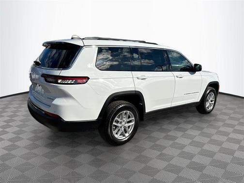 2025 Jeep Grand Cherokee L Laredo