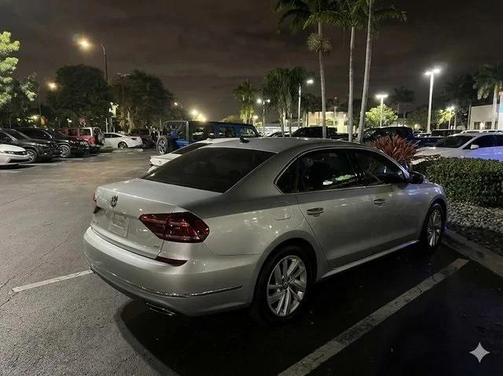 2018 Volkswagen Passat 2.0T SE