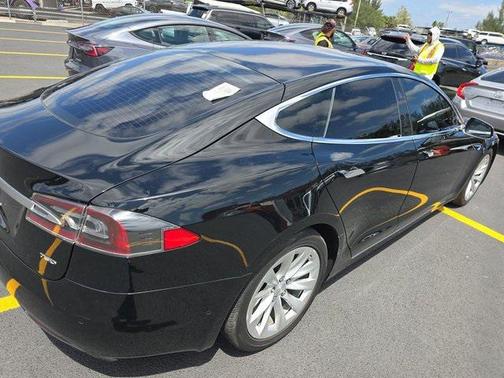2018 Tesla Model S 75D