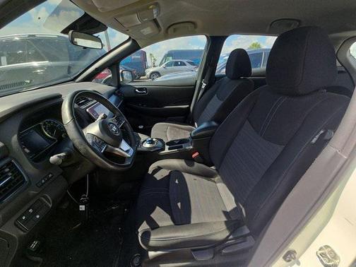 2020 Nissan Leaf SV 40 kWh