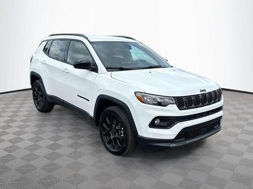 Bright White Clearcoat 2026 Jeep Compass Latitude