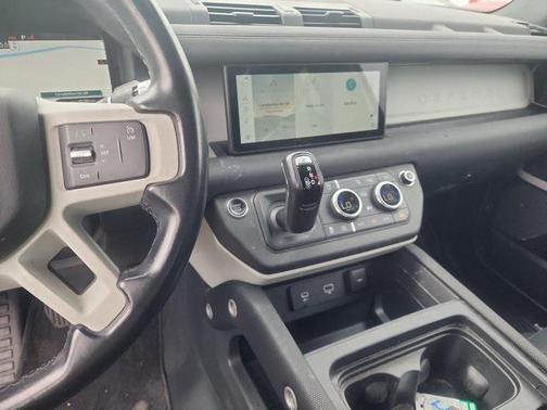 2022 Land Rover Defender 90 X-Dynamic S