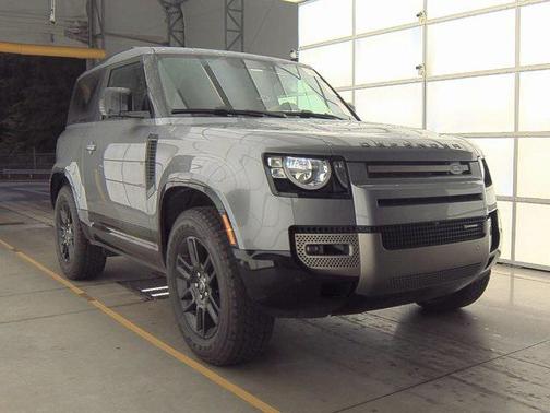 2022 Land Rover Defender 90 X-Dynamic S