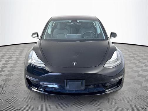 2019 Tesla Model 3 Standard Range