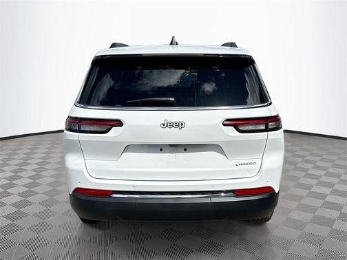 2026 Jeep Grand Cherokee L Laredo