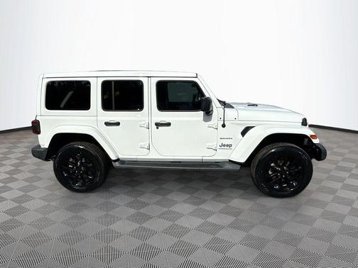 Bright White Clearcoat 2023 Jeep Wrangler 4xe Sahara