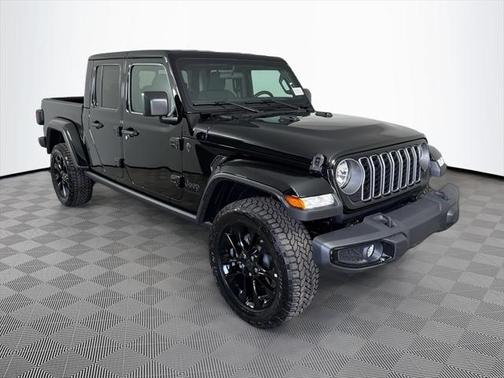 2025 Jeep Gladiator Nighthawk