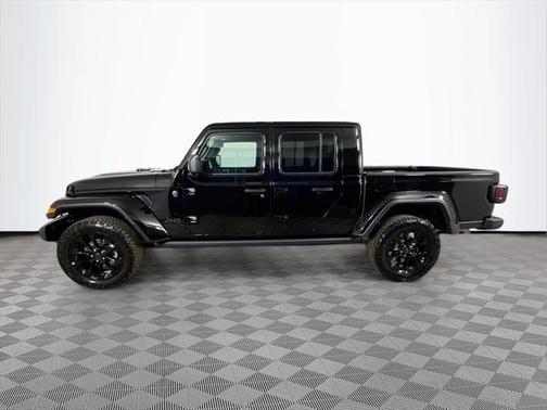 2025 Jeep Gladiator Nighthawk