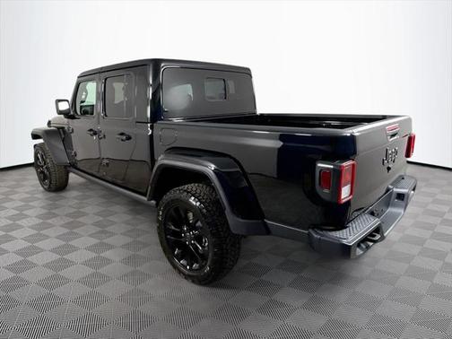 2025 Jeep Gladiator Nighthawk