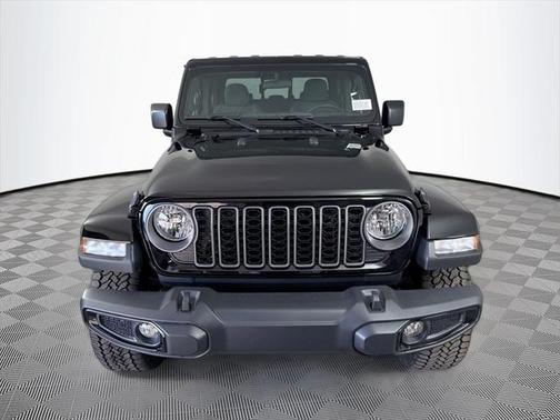 2025 Jeep Gladiator Nighthawk