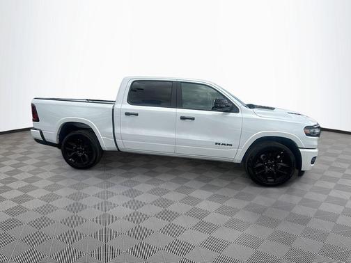 Ivory White Tri-Coat Pearlcoat 2026 RAM 1500 Laramie