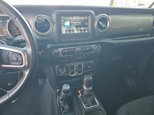 2021 Jeep Gladiator Overland