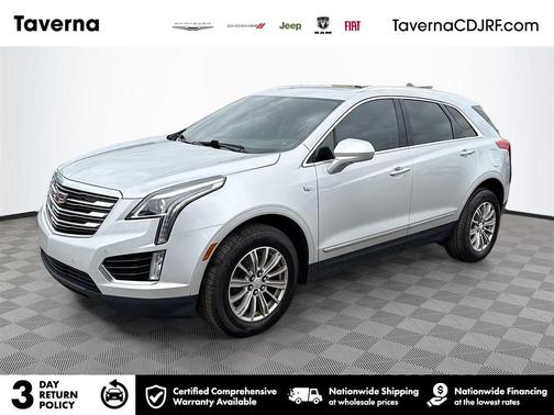 Radiant Silver Metallic 2018 Cadillac XT5 Luxury