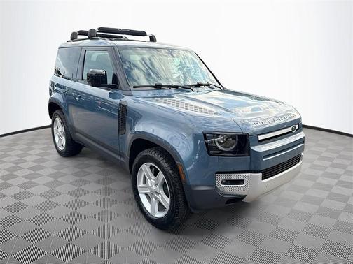 2023 Land Rover Defender 90 SE