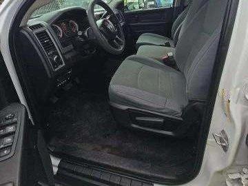 2018 RAM 3500 Tradesman Crew Cab 4x4 8' Box