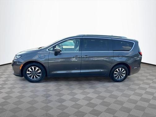 2021 Chrysler Pacifica Hybrid Touring L