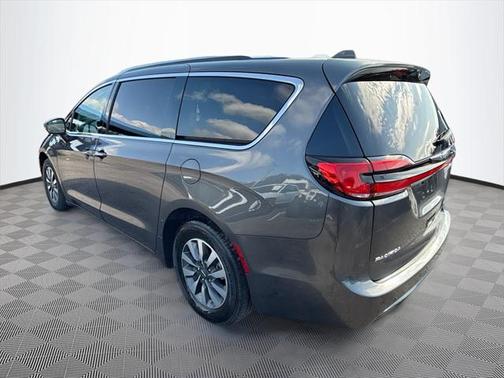 2021 Chrysler Pacifica Hybrid Touring L