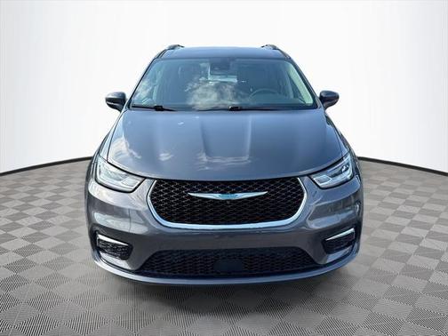 2021 Chrysler Pacifica Hybrid Touring L