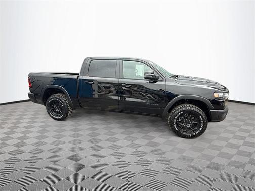 Diamond Black Crystal Pearlcoat 2026 RAM 1500 Rebel