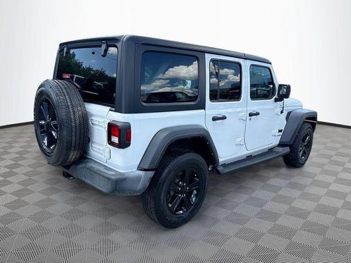Bright White Clearcoat 2022 Jeep Wrangler Unlimited Sport Altitude