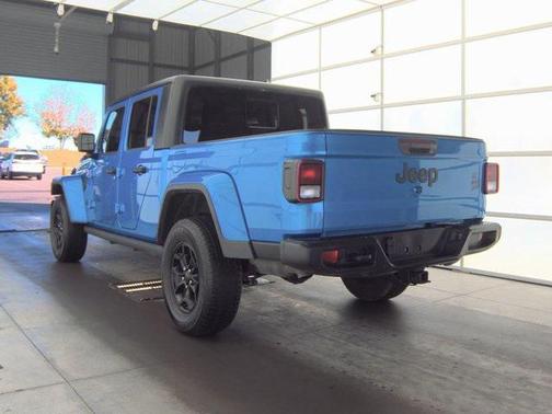 2021 Jeep Gladiator Willys 4x4