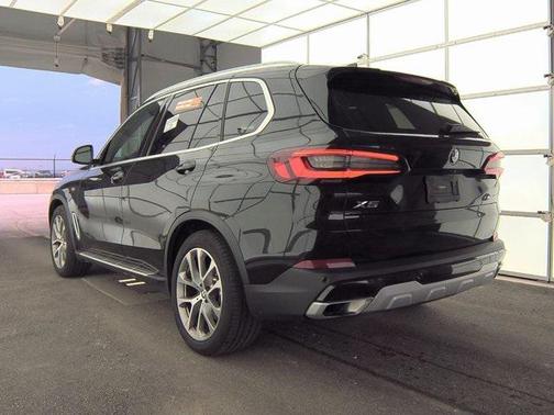 2023 BMW X5 sDrive40i