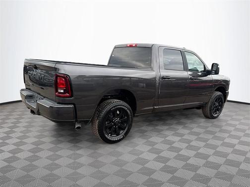 2026 RAM 2500 Big Horn Crew Cab 4x2 6'4' Box
