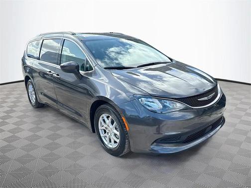 2021 Chrysler Voyager LXI
