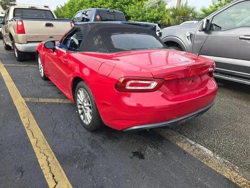 2017 FIAT 124 Spider Base