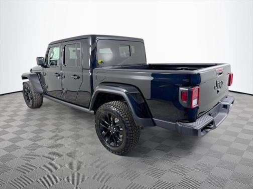 2025 Jeep Gladiator Nighthawk