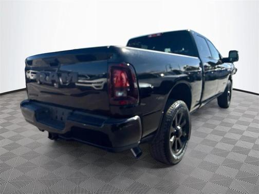 2026 RAM 2500 Big Horn Crew Cab 4x2 6'4' Box