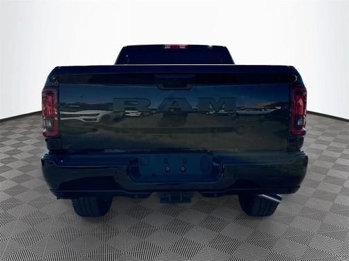 2026 RAM 2500 Big Horn Crew Cab 4x2 6'4' Box